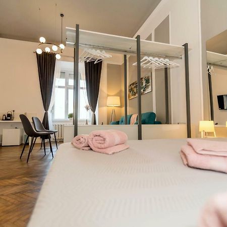 Central Premium Suites Timisoara Luaran gambar
